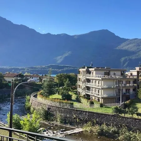 Vakantiehuis River House Domaso